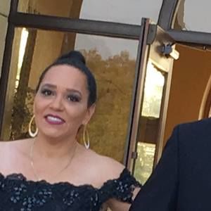 Meet your Posher, Lorna